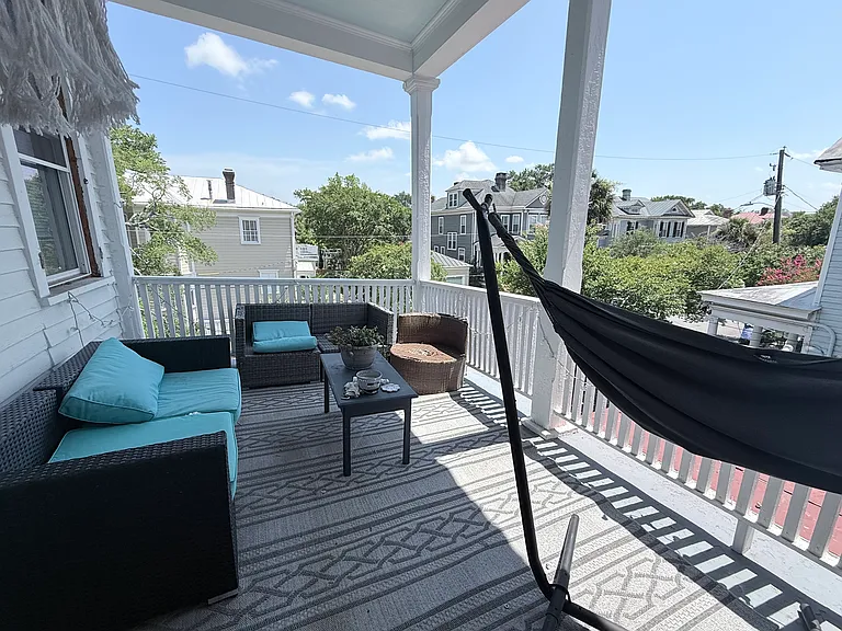 135 Ashley Ave #B — Photo 6
