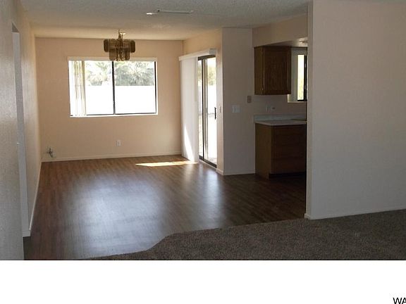 4th image of 1710 N Topaz Dr