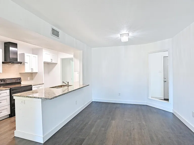 2227 Newbury Dr — Photo 19
