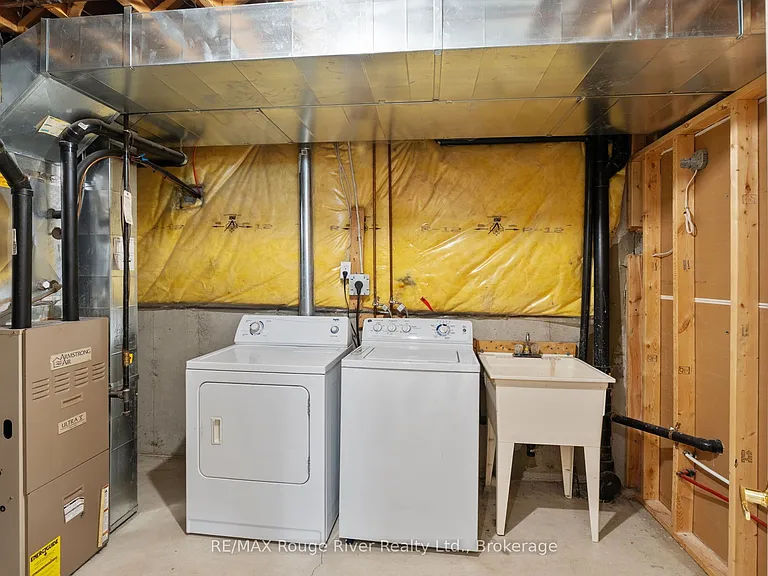 795 Munson Cres — Photo 29