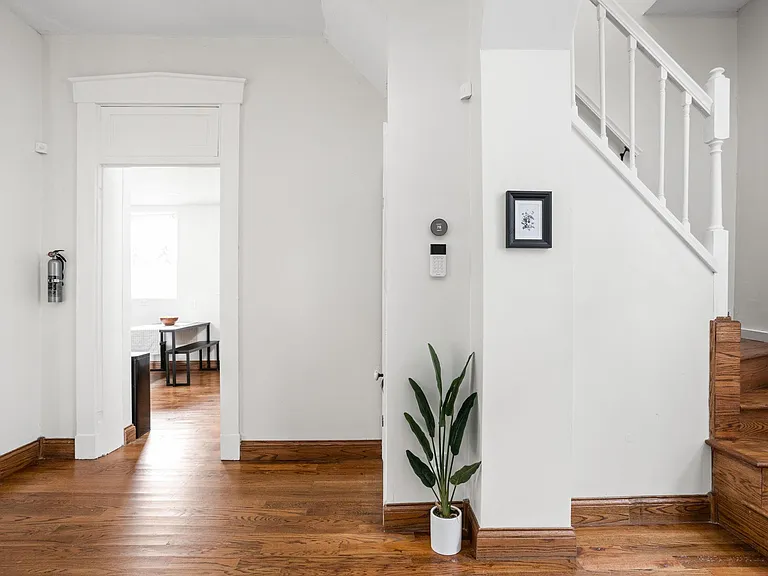 1025 Harrison St — Photo 10