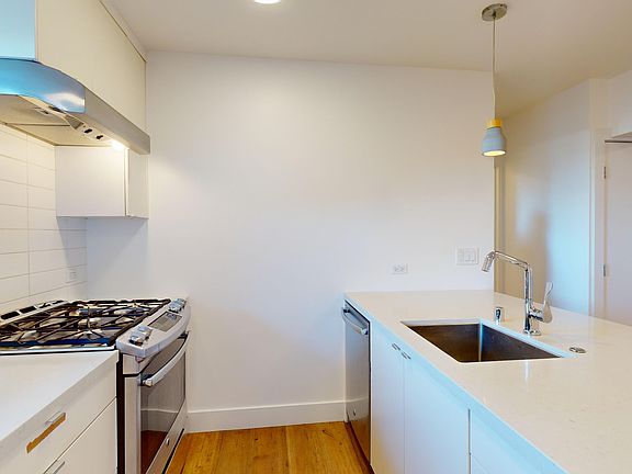 2nd image of 3420 Market St APT 14