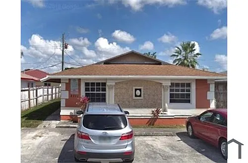 2711 NW 13th Ct #1 Photo 1