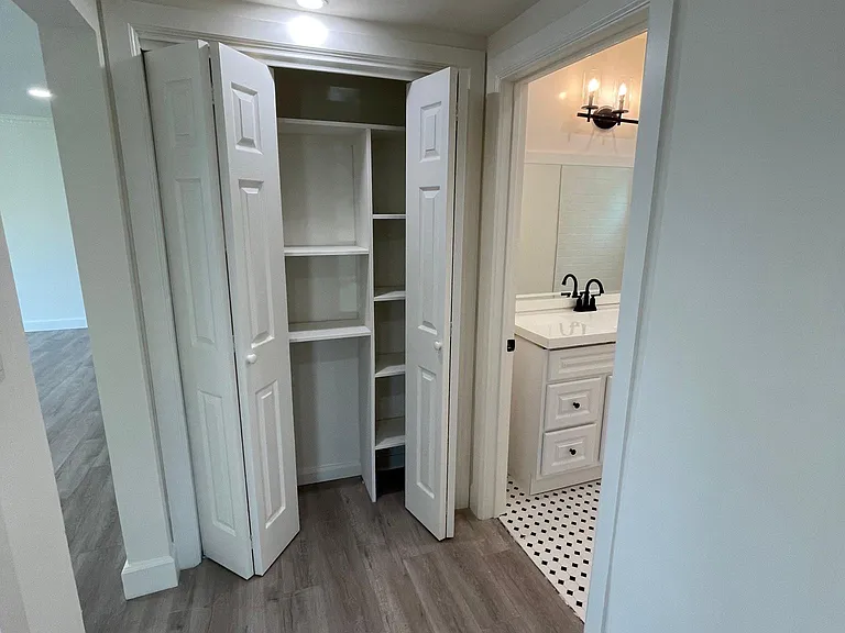 1201 S Orange Grove Ave #1 — Photo 10