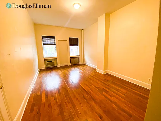 Rented by Douglas Elliman | media 17