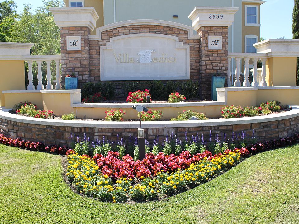 1st image of 8539 GATE Parkway W #434