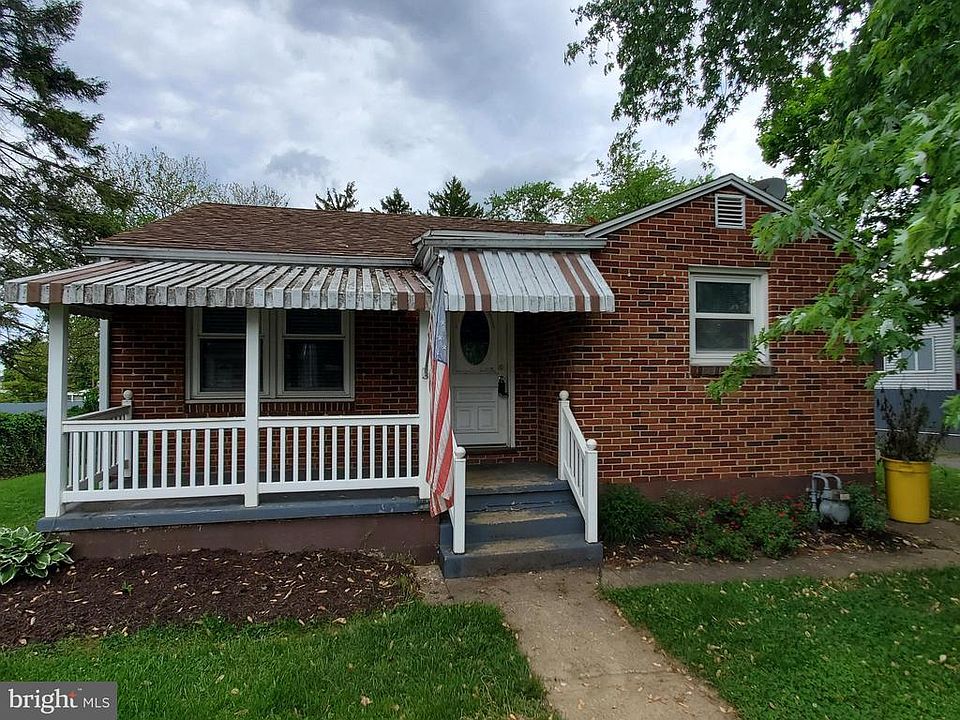 1st image of 807 E Boundary Ave