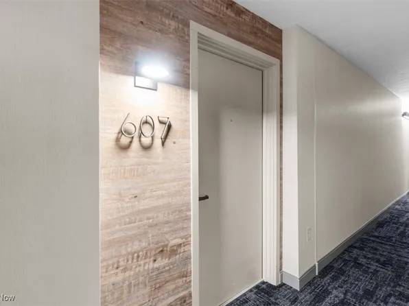 12550 Lake Ave APT 607, Lakewood, OH 44107