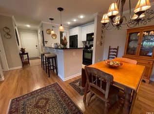 1001 Kingswood Dr APT C, Chapel Hill, NC 27517