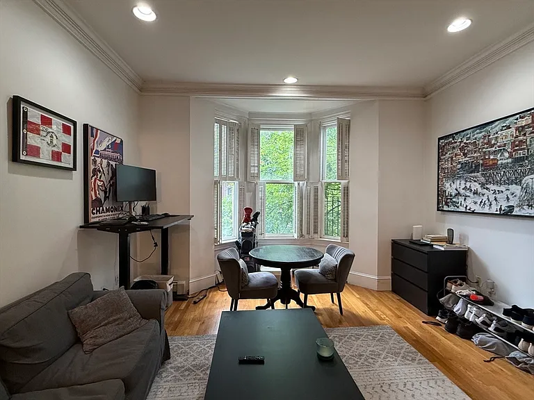 449 Beacon St #6 — Photo 10