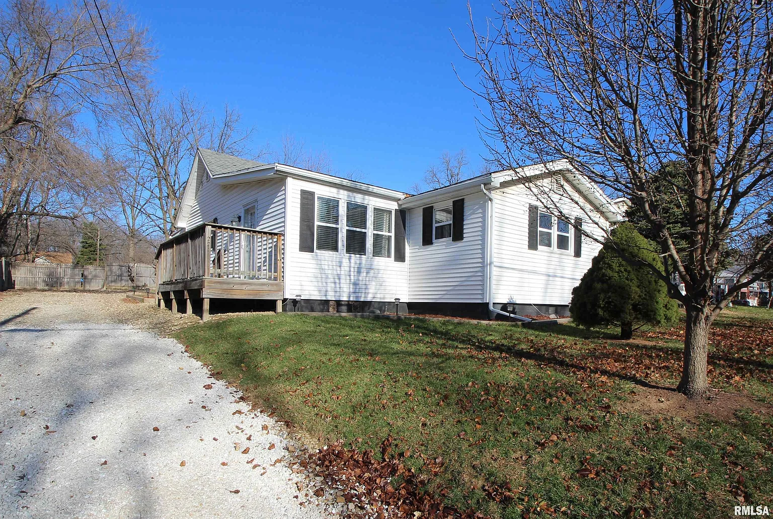 221 Margaret Dr photo 1
