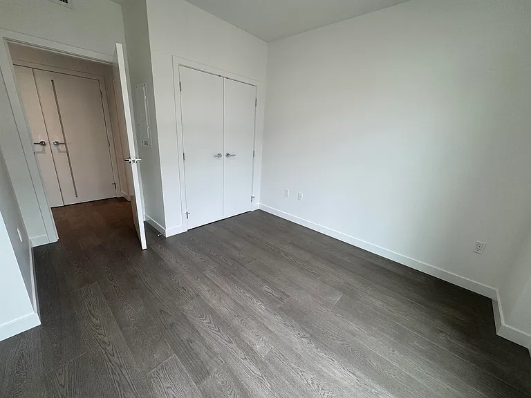 785 Harbour Ave #505 — Photo 11