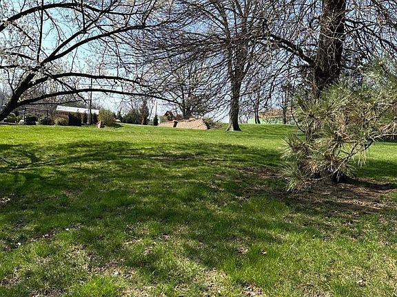 5th image of 917 Claymark Dr