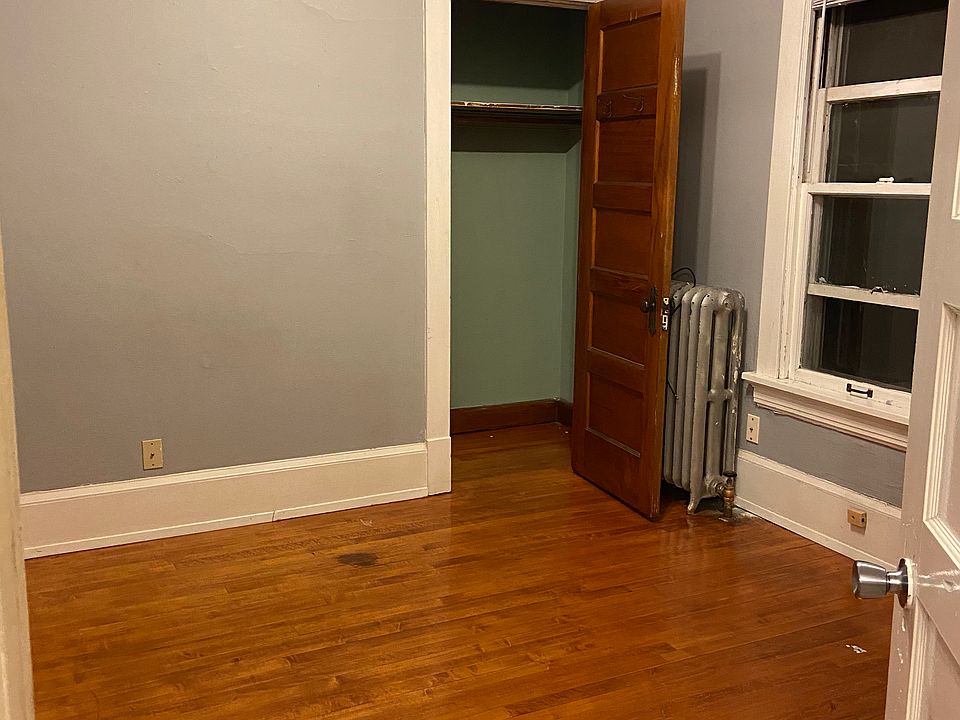 1st image of 2928 N Frederick Ave