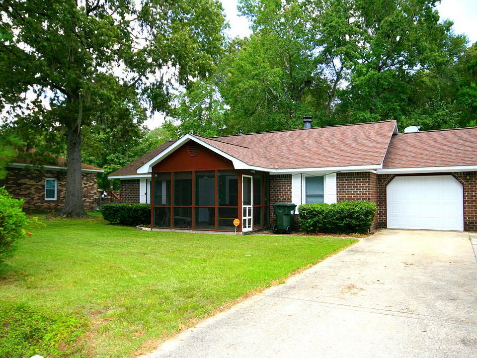 1st image of 404 Brailsford Blvd