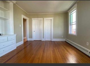 56 Ward St APT 4A, Salem, MA 01970