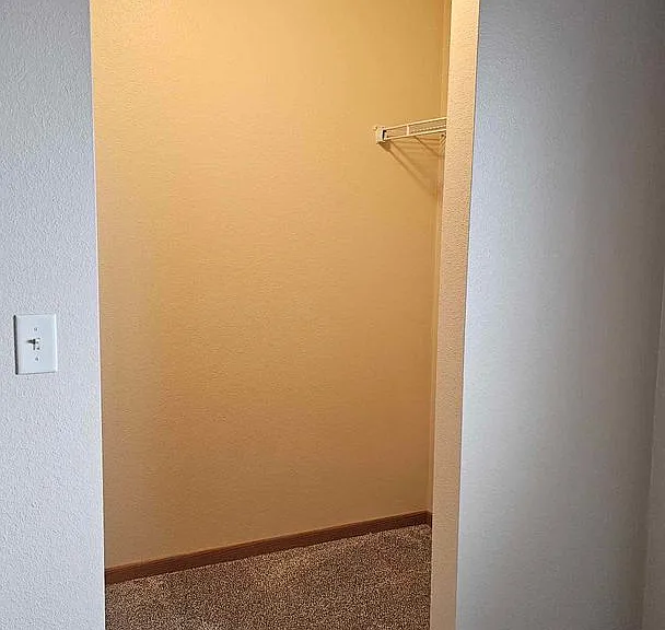 Belcastle Apartments — Photo 68