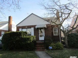 8129 Commonwealth Blvd, Bellerose, NY 11426