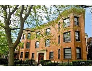 1st image of 3762 N Lakewood Ave #1