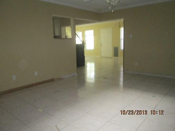 5th image of 1409 Darlene Ln