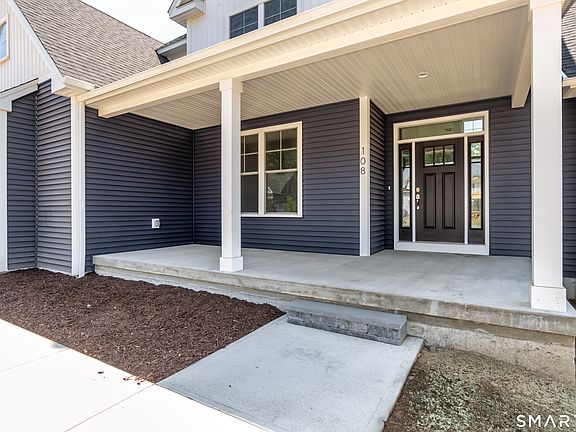 3rd image of 18 Twin Valley Road