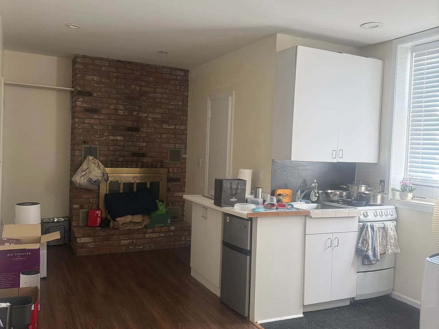 Studio, 450 sqft, $1,800 — Photo 2