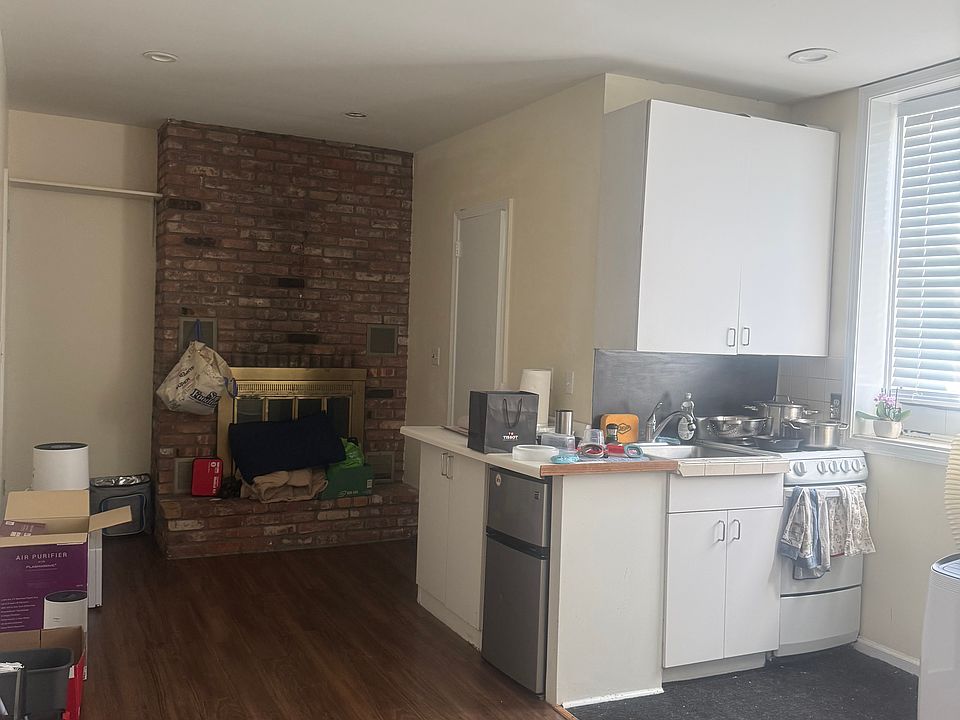 2nd image of 10 Spring St