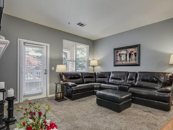 6001 Castlegate Dr W APT A17, Castle Rock, CO 80108
