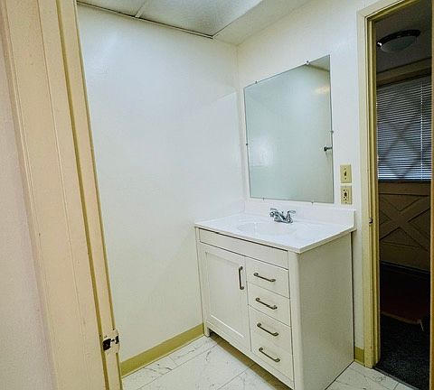 3rd image of 291 Auburn Way #4