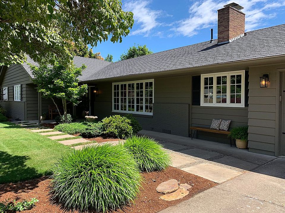 2nd image of 2897 Tomahawk Ln