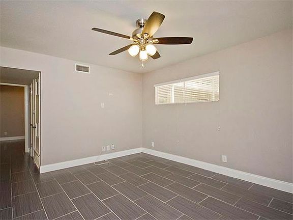 2nd image of 2303 E Side Dr APT 115