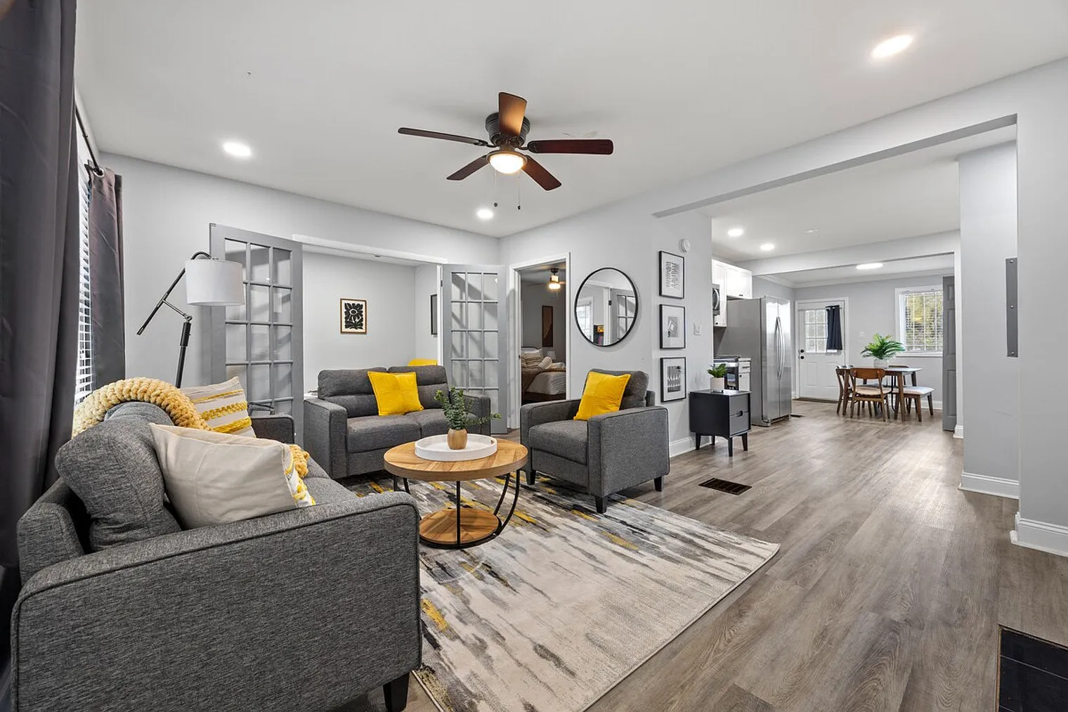 3 bed, 2.0 bath, $4,634 — Photo 2