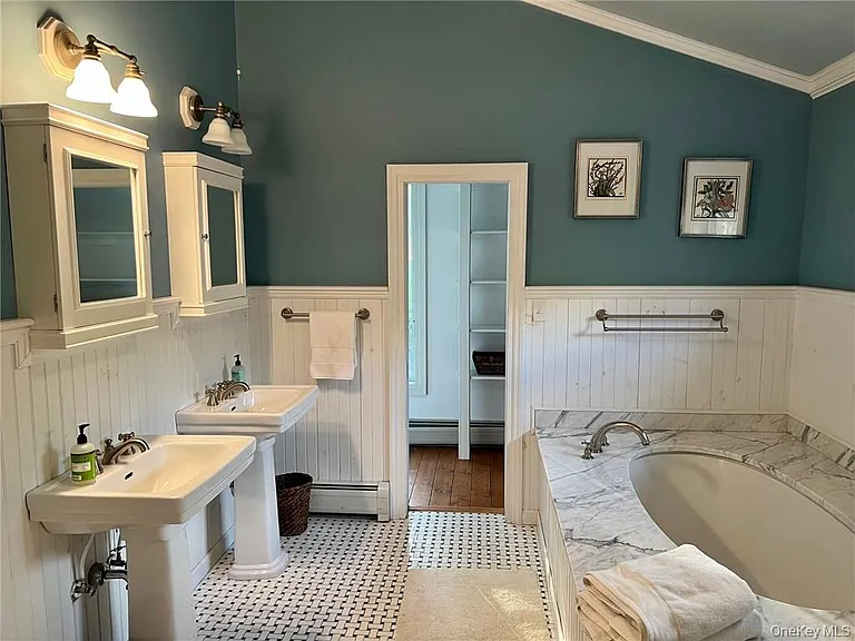 19 Mill Ln — Photo 17
