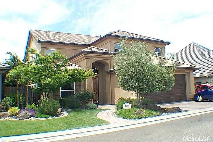 1st image of 1219 Stonebridge Dr