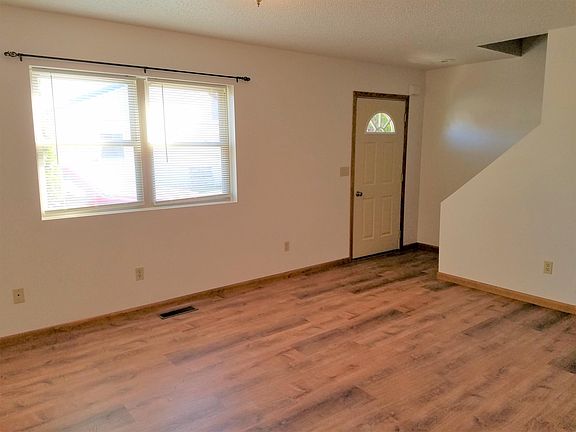 5th image of 233 Heavner Ave #B