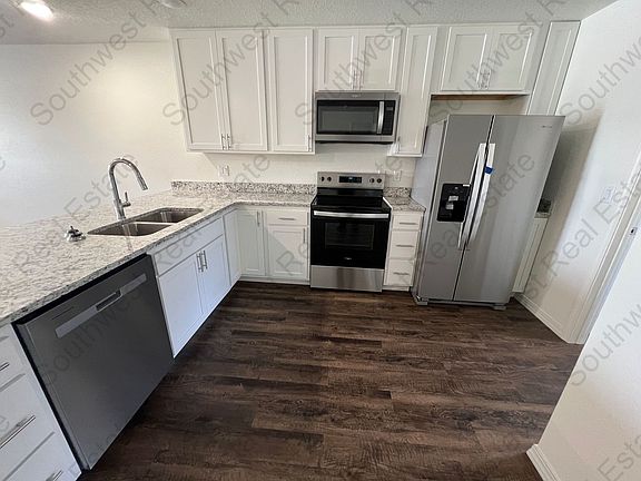 3rd image of 2129 Bobwhite Ct #A
