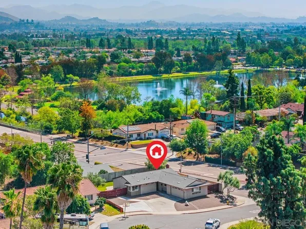 8810 Wigwam Ct, Santee, CA 92071