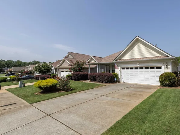 9 Hillside Dr, Newnan, GA 30265