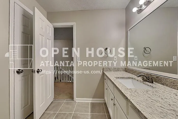 2798 Colony Cir — Photo 16