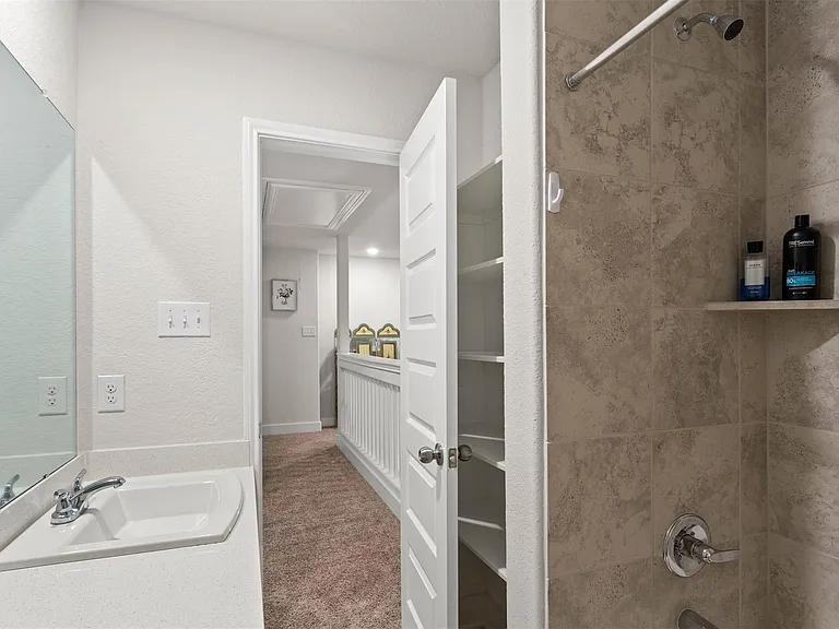 4416 Santorini Ln — Photo 22