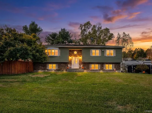 1 Four Winds Drive, Lagrangeville, NY 12603