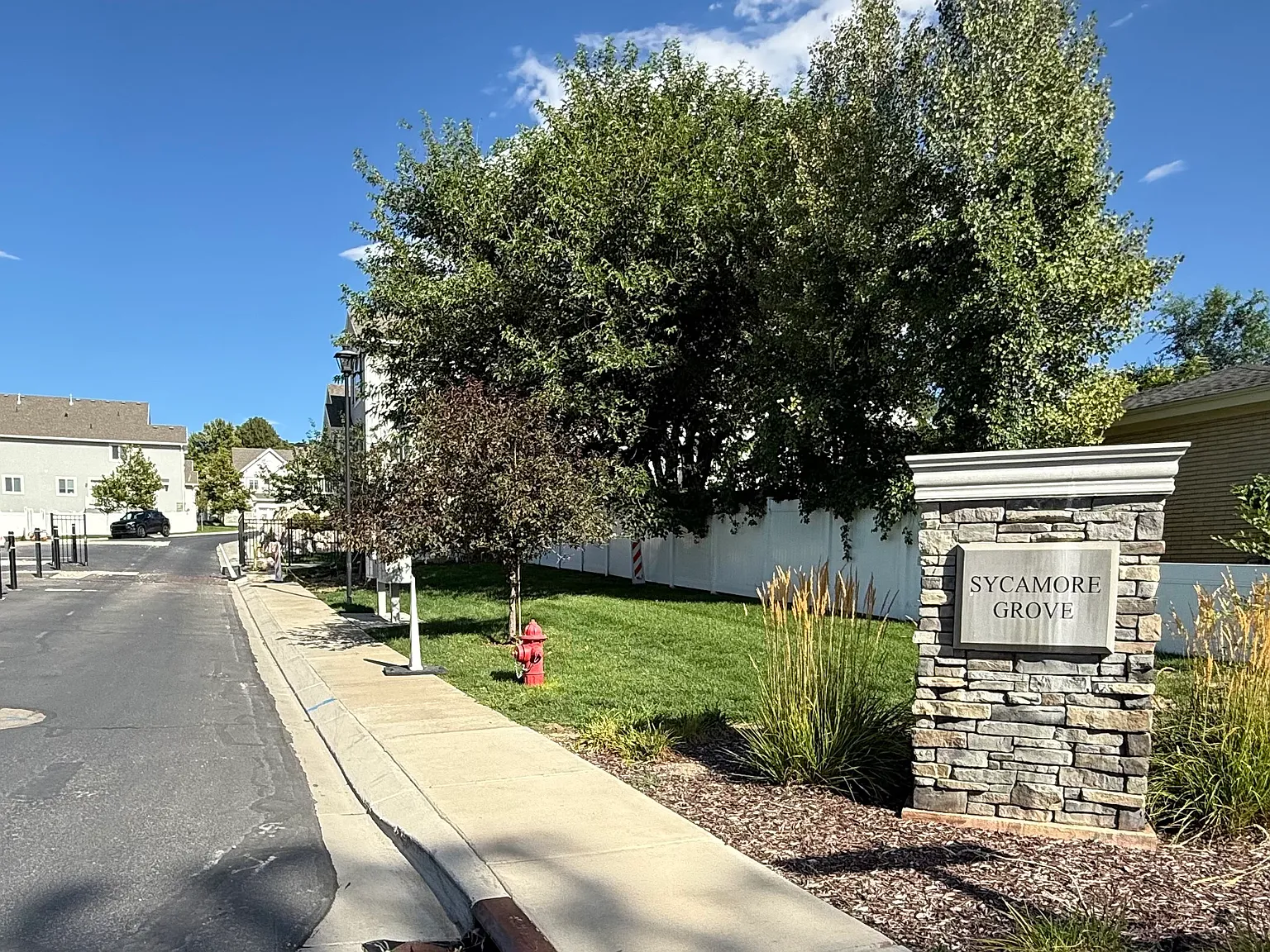 4 bed, 3.5 bath, 3536 sqft, $3,500 — Photo 1