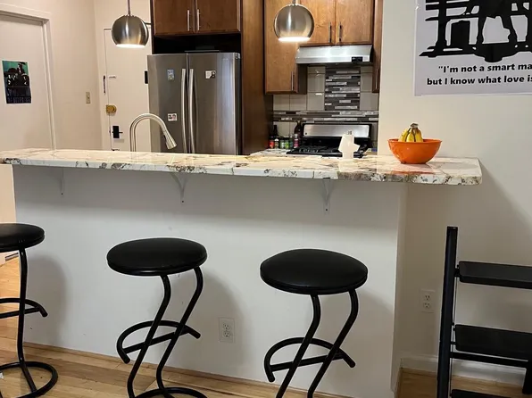 950 25th St NW APT 116N, Washington, DC 20037