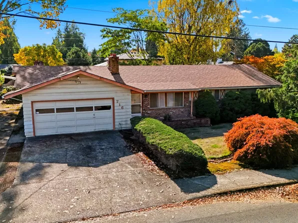 716 NW 19th St, McMinnville, OR 97128