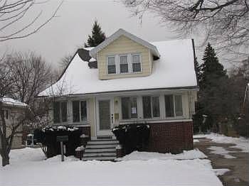 1st image of 29143 Evergreen St