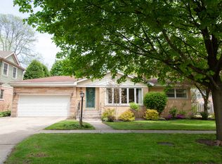 215 S Prindle Ave, Arlington Heights, IL 60004