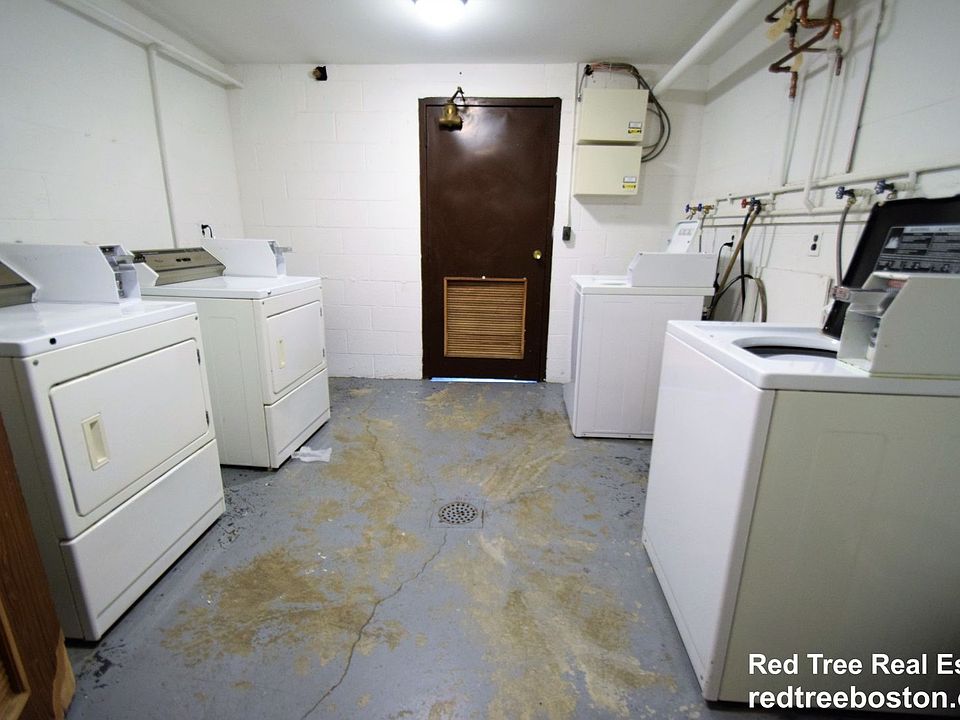2nd image of 100 Tremont St APT 18