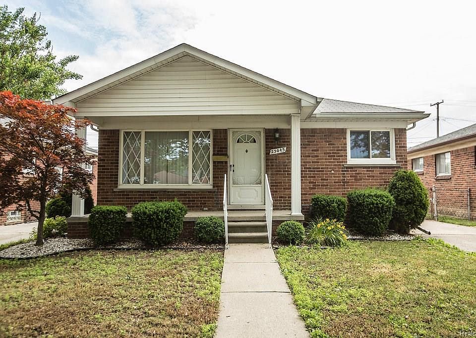1st image of 23045 Doremus St