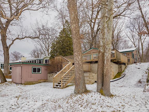 2nd image of 2624 Seymour Dr