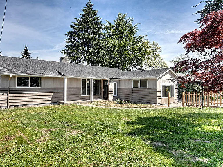 6204 S 118th Pl — Photo 19